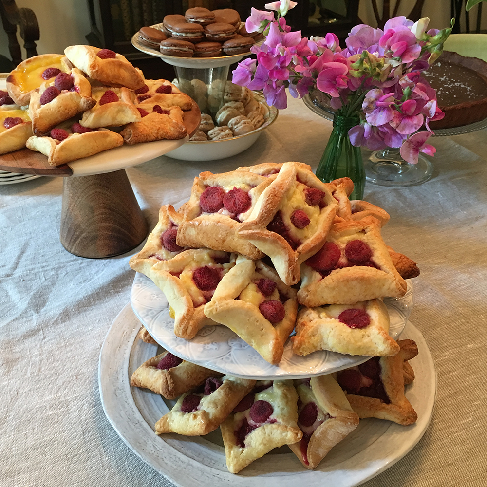 Chez Nous Dinners, Daria Souvorova, Memorial Day Cookout, Raspberry Hand Pies