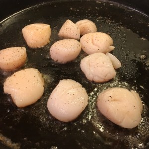 Chez Nous Dinners, Daria Souvorova, Seared Scallops with Fingerling Potato